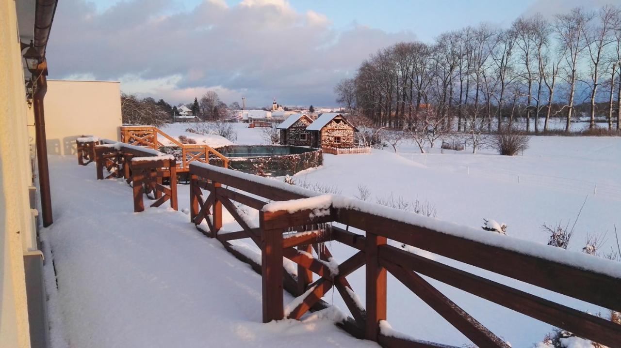 Lucni Penzion Česká Skalice Dış mekan fotoğraf